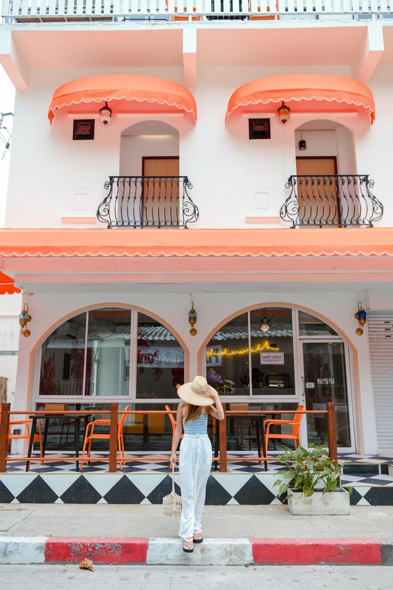 Sidewalk Boutique Hotel Koh Samet Exterior foto
